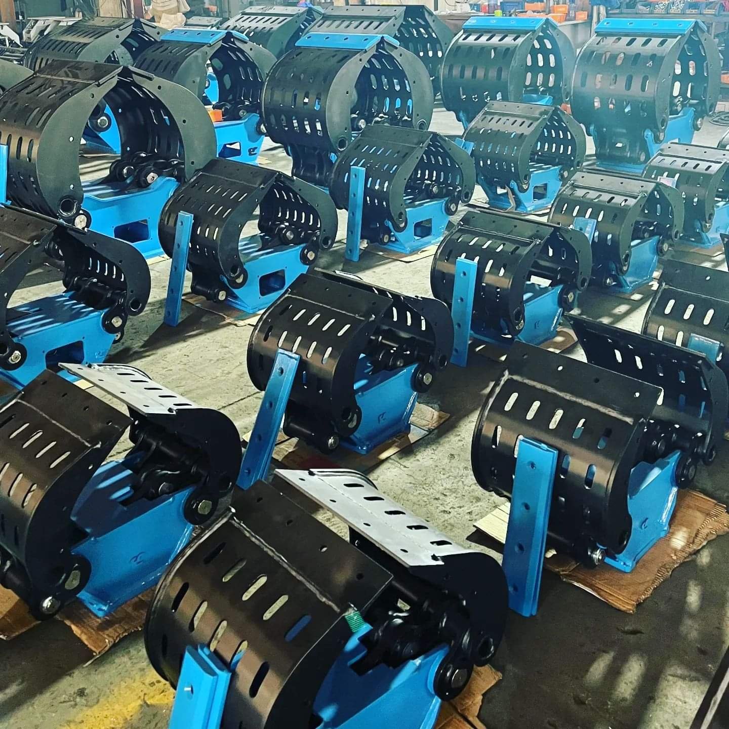 SG12 Fixed 2-Way Excavator Selector Grab - 12-16 Tonne - Image 2